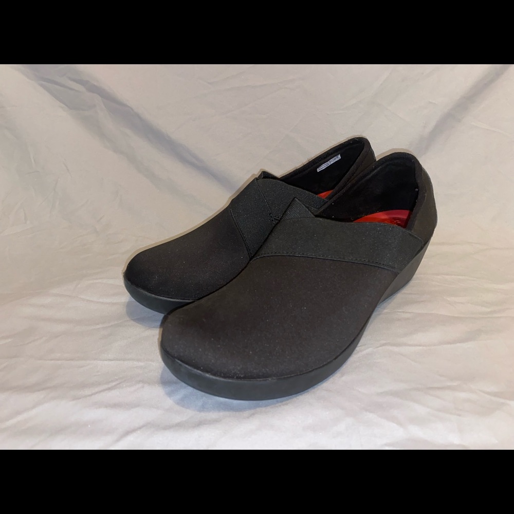Crocs Busy day Asymmetrical Wedge